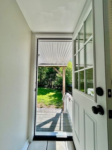10 Franklin St 1, Medway, MA 02053