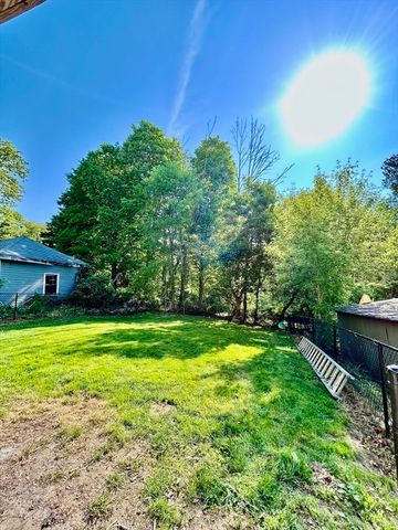 10 Franklin St 1, Medway, MA 02053