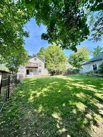 10 Franklin St 1, Medway, MA 02053