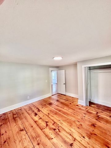 10 Franklin St 1, Medway, MA 02053