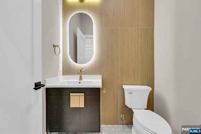 42 Charles Street, Livingston, NJ 07039