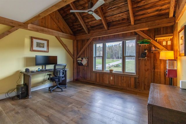 29 Dashney Road, Burke, VT 05832