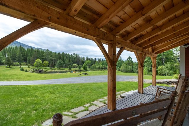 29 Dashney Road, Burke, VT 05832