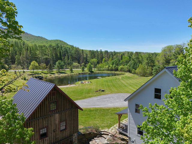 29 Dashney Road, Burke, VT 05832