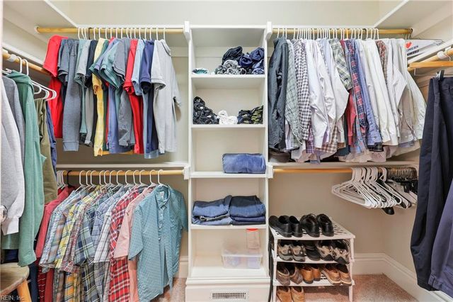 409 Founders Pointe TRL, Carrollton, VA 23314