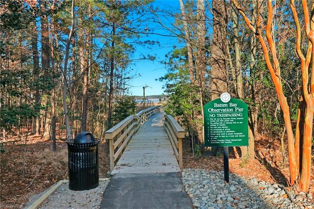 409 Founders Pointe TRL, Carrollton, VA 23314