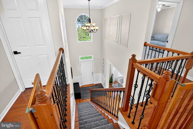 16 WOOD LARK DR, Mount Laurel, NJ 08054