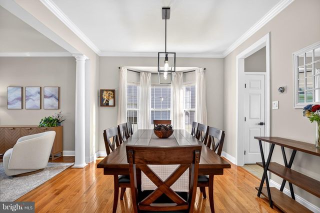 16 WOOD LARK DR, Mount Laurel, NJ 08054