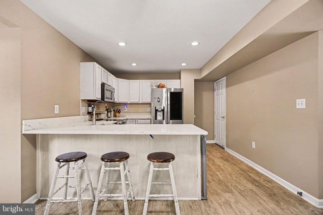 56 RED BIRD LN, Gettysburg, PA 17325