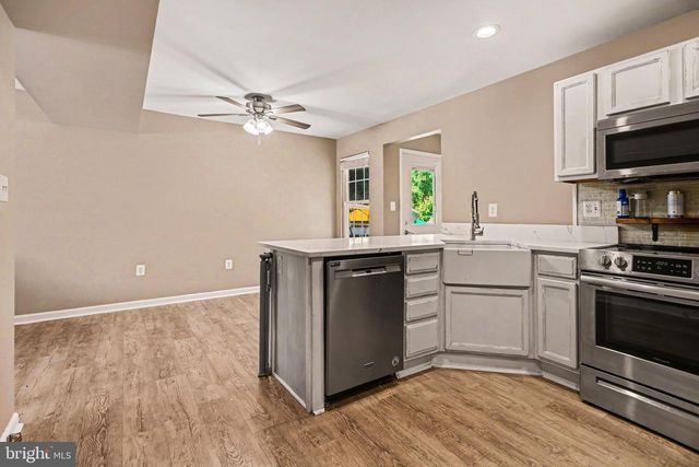 56 RED BIRD LN, Gettysburg, PA 17325