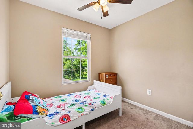 56 RED BIRD LN, Gettysburg, PA 17325