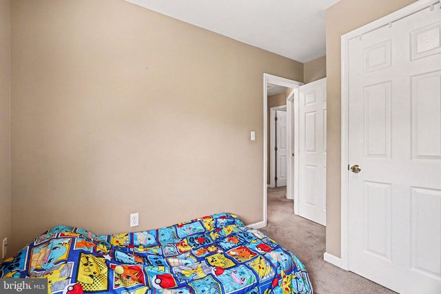 56 RED BIRD LN, Gettysburg, PA 17325