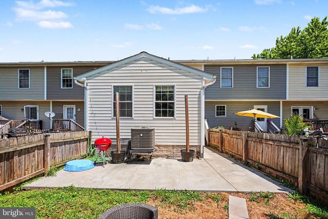 56 RED BIRD LN, Gettysburg, PA 17325