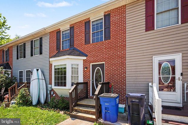 56 RED BIRD LN, Gettysburg, PA 17325