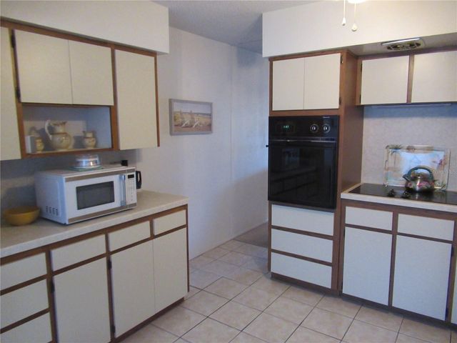 2435 SUMATRAN WAY 51, Clearwater, FL 33763