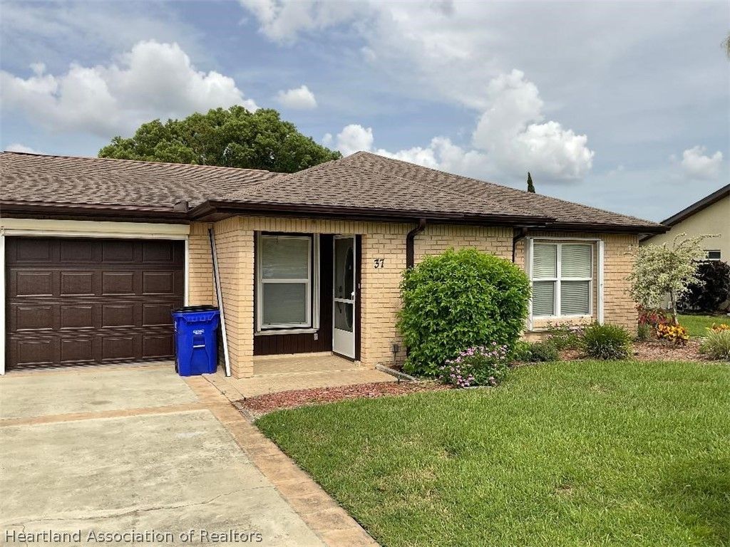 37 Jasmine Street, Lake Placid, FL 33852