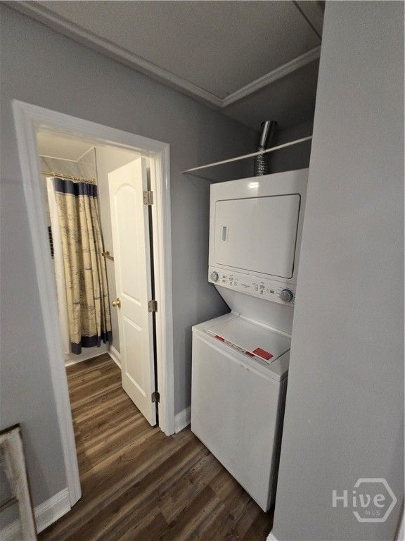 Image 7 of property listing at 26 Chatham Street, Savannah, GA 31406