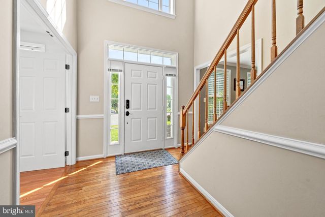 14453 N SLOPE ST, Centreville, VA 20120