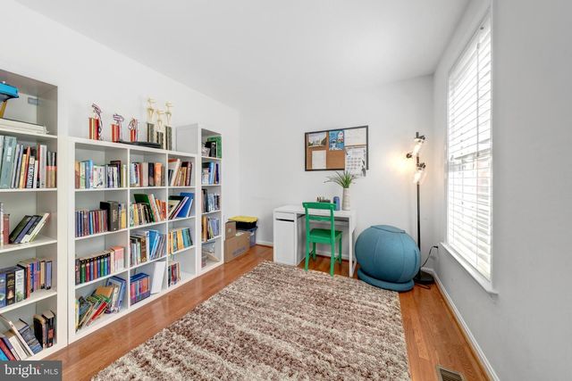 14453 N SLOPE ST, Centreville, VA 20120