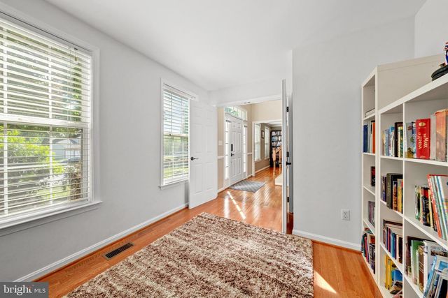 14453 N SLOPE ST, Centreville, VA 20120