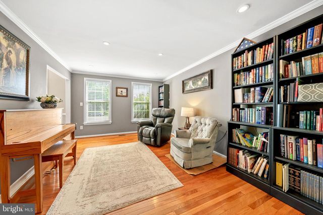 14453 N SLOPE ST, Centreville, VA 20120