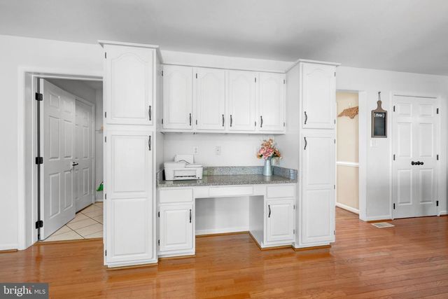14453 N SLOPE ST, Centreville, VA 20120