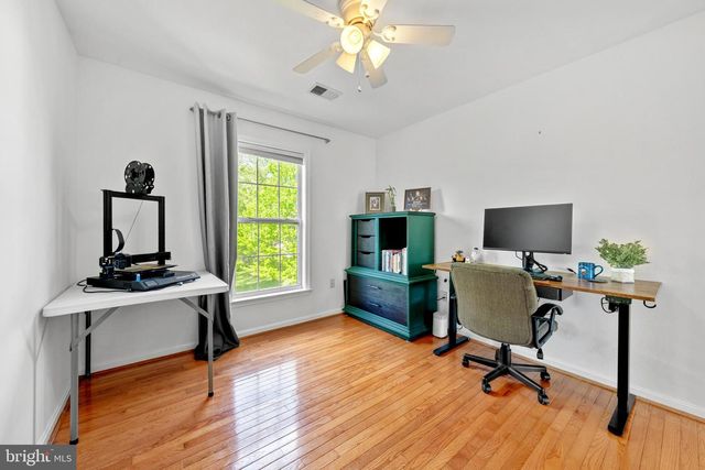 14453 N SLOPE ST, Centreville, VA 20120
