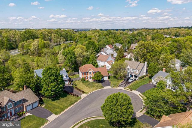 14453 N SLOPE ST, Centreville, VA 20120
