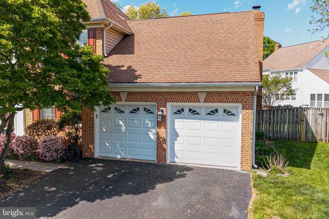 14453 N SLOPE ST, Centreville, VA 20120