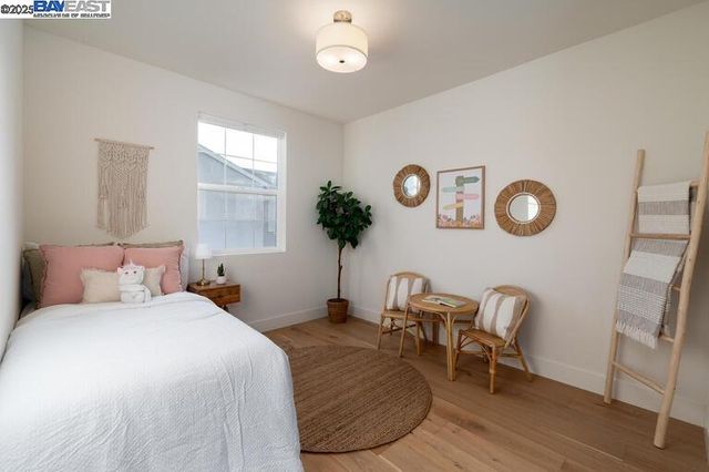 37468 Bowline Rd, Newark, CA 94560
