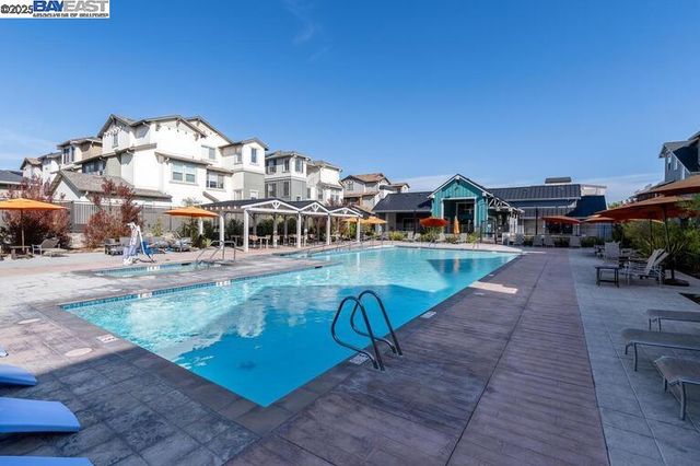 37468 Bowline Rd, Newark, CA 94560