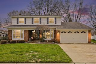 37781 Ladywood, Livonia, MI 48154