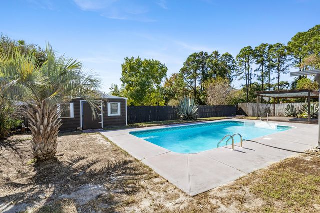 220 Michael Avenue, Mary Esther, FL 32569