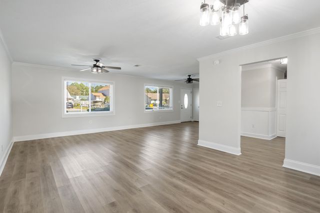 220 Michael Avenue, Mary Esther, FL 32569