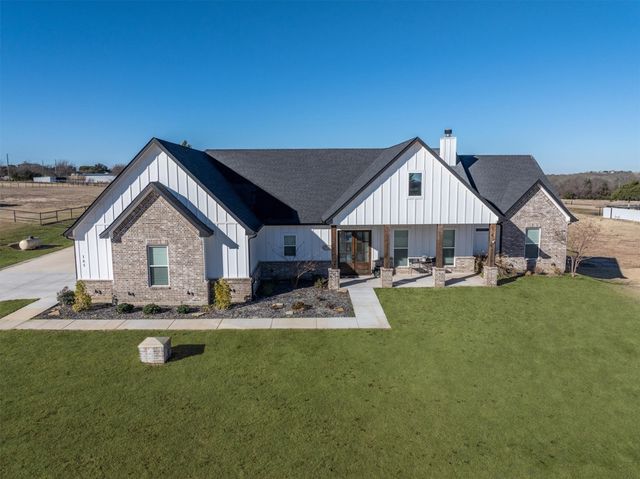 165 Quail Ridge Court, Decatur, TX 76234