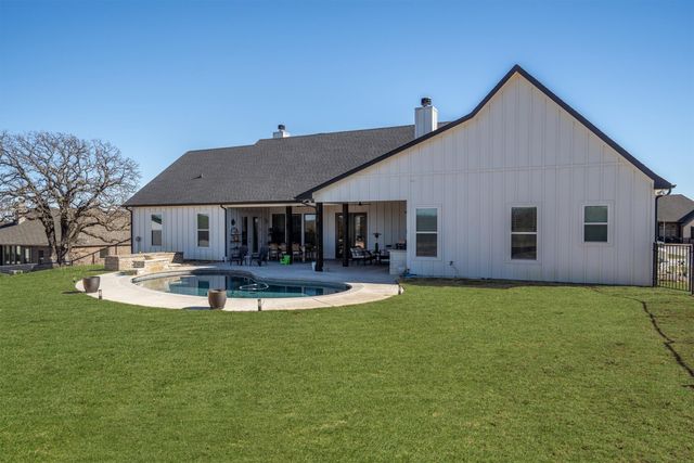 165 Quail Ridge Court, Decatur, TX 76234