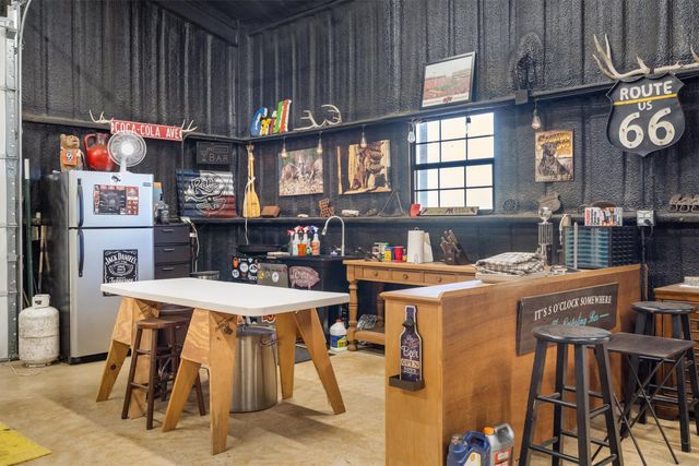 165 Quail Ridge Court, Decatur, TX 76234