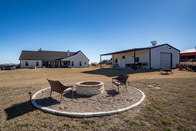 165 Quail Ridge Court, Decatur, TX 76234