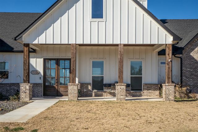 165 Quail Ridge Court, Decatur, TX 76234