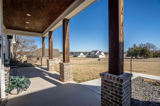 165 Quail Ridge Court, Decatur, TX 76234