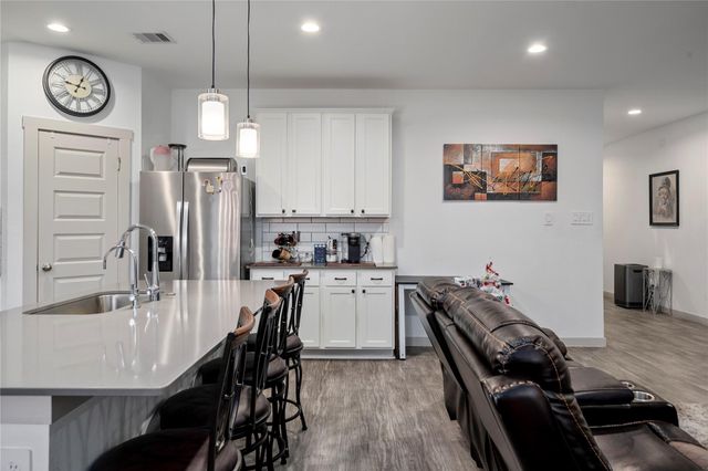 6903 Amber Cliff Lane, Richmond, TX 77469