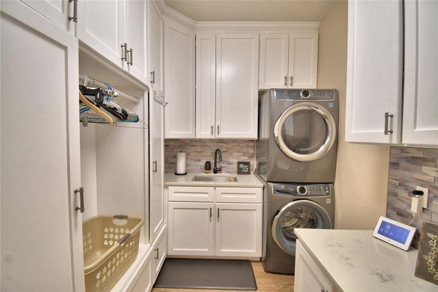 2000 LAKE ARIANA BOULEVARD, Auburndale, FL 33823