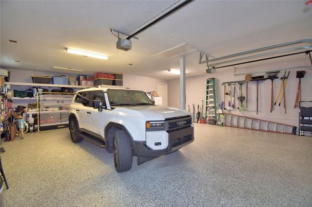 2000 LAKE ARIANA BOULEVARD, Auburndale, FL 33823