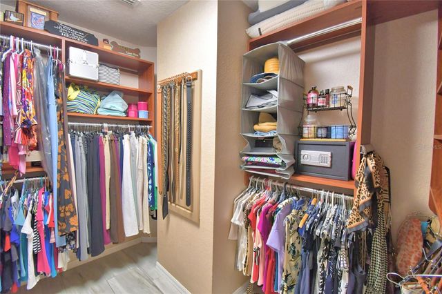 2000 LAKE ARIANA BOULEVARD, Auburndale, FL 33823