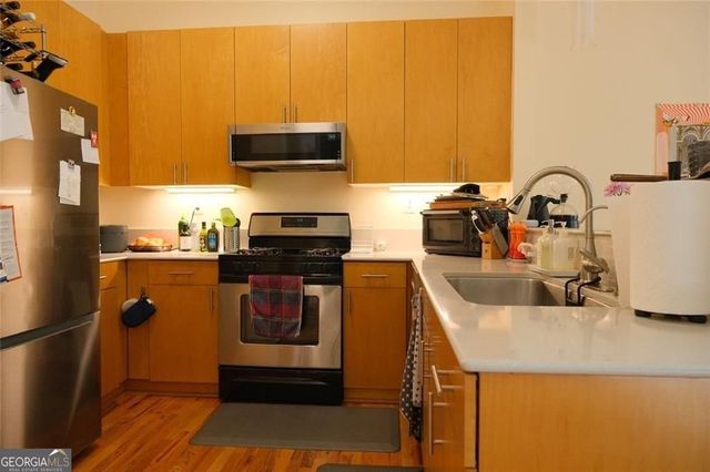 15 Waddell Street NE 104, Atlanta, GA 30307