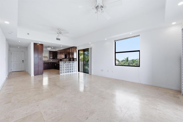 1640 Presidential Way 501, West Palm Beach, FL 33401