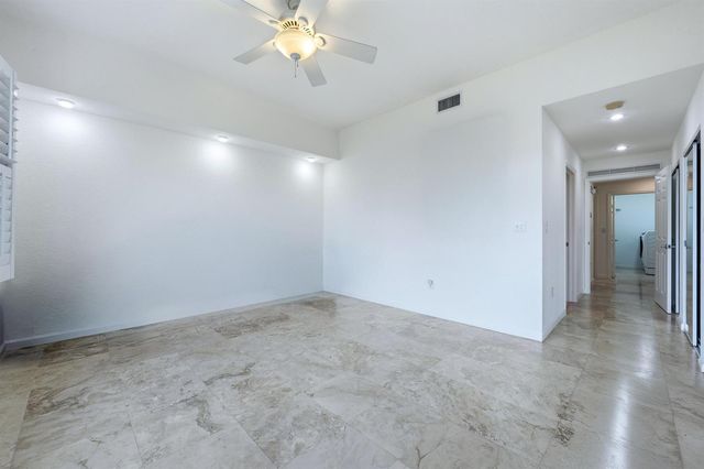 1640 Presidential Way 501, West Palm Beach, FL 33401