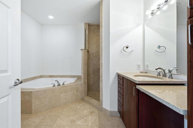 1640 Presidential Way 501, West Palm Beach, FL 33401