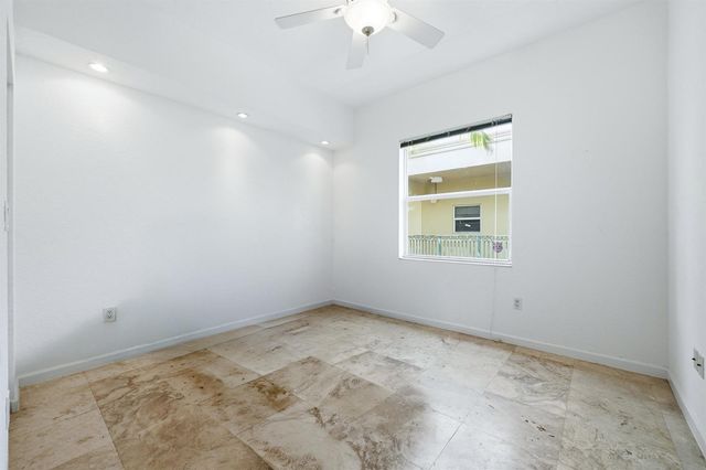 1640 Presidential Way 501, West Palm Beach, FL 33401