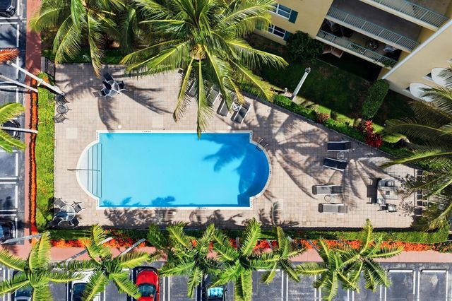 1640 Presidential Way 501, West Palm Beach, FL 33401